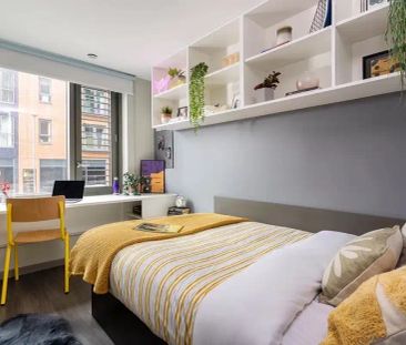 Medium Standard Double Ensuite - Photo 6