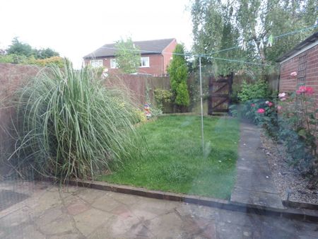 Rushmoor Drive, Chapelfields, Coventry, CV5 8NJ - Photo 3