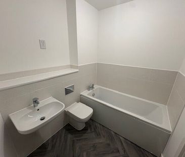 John Street - Photo 6