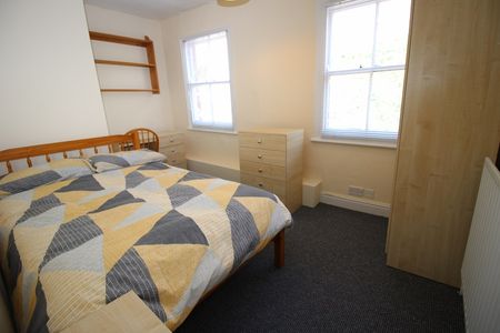 16 Union Road - Photo 3