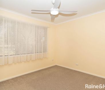 CHARMING THREE BEDROOM HOME WITH ESTABLISHED GARDENS - Photo 4