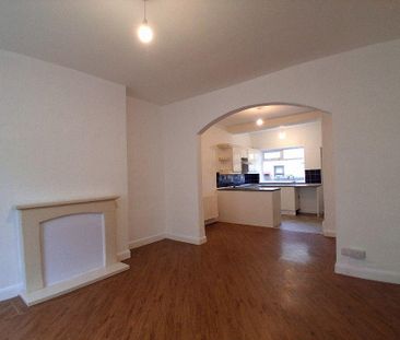 3 bedroom terraced house to rent - Photo 6