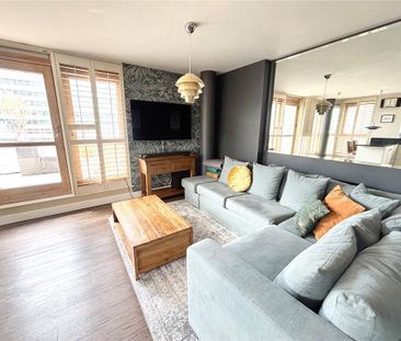 2 bedroom penthouse to rent - Photo 4