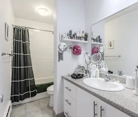 Appartement · 81835 m² · Québec - Photo 4