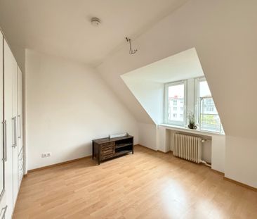 Schöne 3-Zimmer-Dachgeschosswohnung in ruhiger & zentraler Lage, Nä... - Photo 3