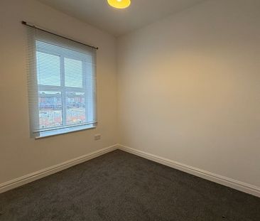 3 Bed Terraced House, Alpha Street, L21 - Photo 2
