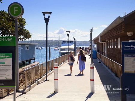 Spacious & Tranquil Santuary with District Views Over Double Bay - Photo 4