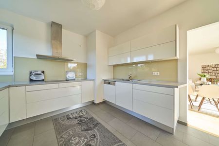 Maisonette mit 3 Terrassen und Blick auf die Grinzinger Weinberge (UNMÖBLIERT / UNFURNISHED!) - Photo 5