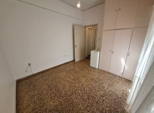 Studio/Γκαρσονιέρα για ενοικίαση - Νίκαια, - Φωτογραφία 1