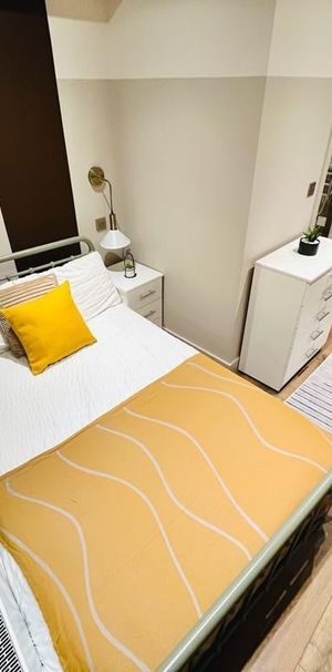 Room in a Shared House, Wimbledon, SW20 - Photo 1