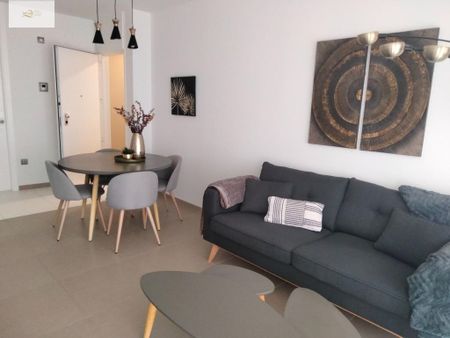 2 room luxury Flat for rent in Benidorm, Spain - Photo 5