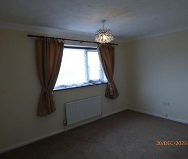 Ethel Mann Road, Bungay - Photo 1