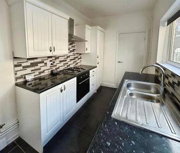 2 bedroom terraced house to rent - Photo 6