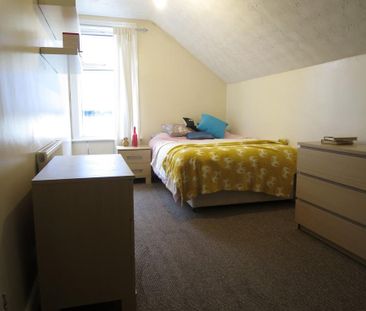 1 bedroom in a house share to rent - Photo 5
