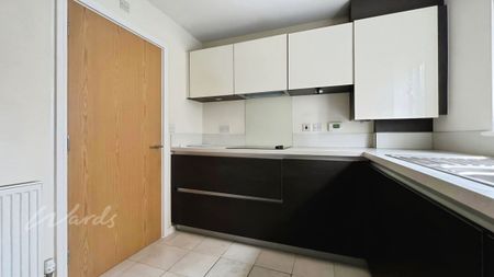 2 bedroom semi-detached house to rent - Photo 2