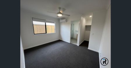 YOU DON'T WANT TO MISS THIS 4 BEDROOM FAMILY HOME!! - Photo 4