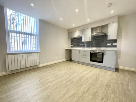 1 bedroom apartment to rent - Photo 2
