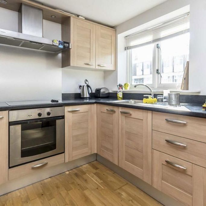 1 bedroom flat to rent - Photo 1