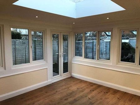 Hamstreet, TN26 - Photo 3