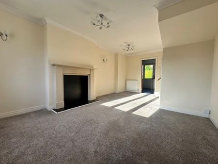 2 bedroom semi-detached house to rent - Photo 2