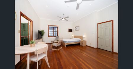 Fully Furnished Private Studio in a Stunning House - Photo 2