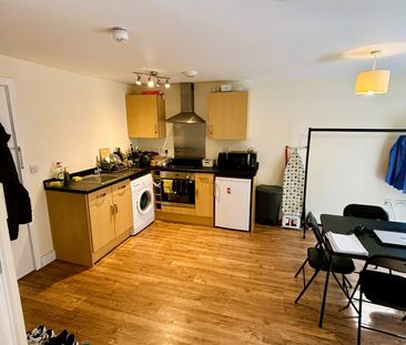 Corporation Street, Taunton - Photo 5