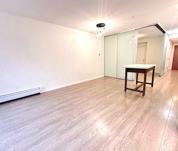 602-384 E 1st, Vancouver - Photo 1