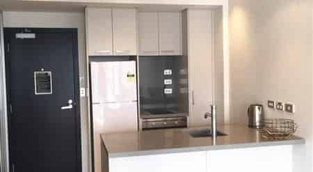 Location, location and location! - Photo 4