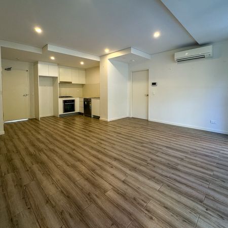 1 bedroom apartment - 20% below market rent - Photo 3