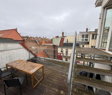 Schönhauser Allee: Dachgeschoss, 3-Zi, 2 Bäder + Terrasse, 137 m² m... - Foto 1