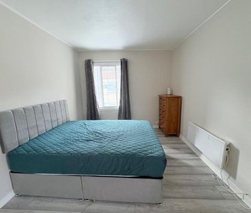 2 bedroom flat to rent - Photo 6