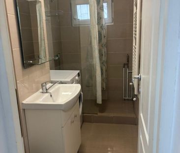 Garsoniera,gata de mutat, zona Complexul Studentesc - Photo 5