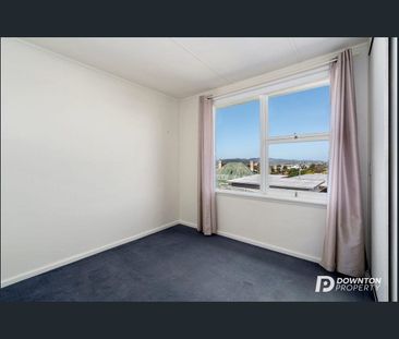 3 Bedroom Family Home in Convenient Glenorchy Location - Photo 6