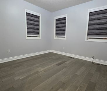 For Lease - 36 Burwell Street, Whitby, Ontario - Photo 6