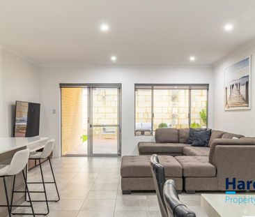 One of Banksia Grove's Best Streets - Photo 5