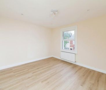 Room in a Shared House, In The Heart Of Town Centre, RG1 - Photo 3