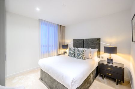 Stunning Three Bedroom Apartment in Contemporary Development - Photo 3