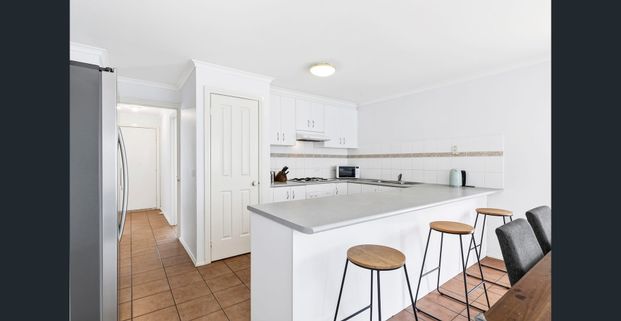 Central Convenience - Photo 1