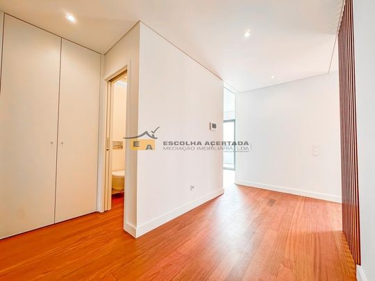 Apartamento T4 em Porto - Photo 1