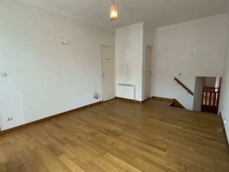 Location Appartement 5 pièces 96m² EVREUX 27000 - Photo 2