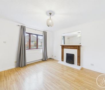 2 bedroom semi-detached house to rent - Photo 3