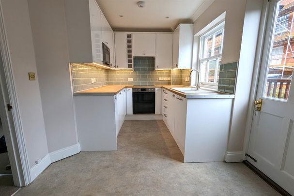 Romsey Bell Court Unfurnished - Photo 1