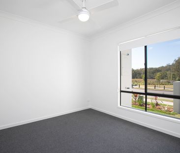 Stunning Home - Photo 3