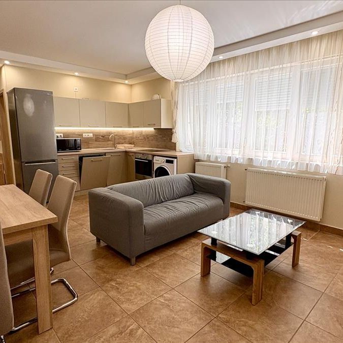 Kiadó felújított lakás - Debrecen - Fotó 1