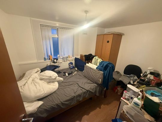 3 Bed Flat, Bristol Road, B29 - Photo 1