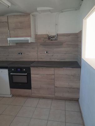 Appartement 3 pièces MARSEILLE 4EME 841 euros - Photo 1