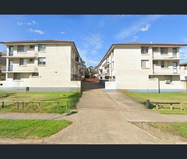 Ground Floor Unit - Photo 1