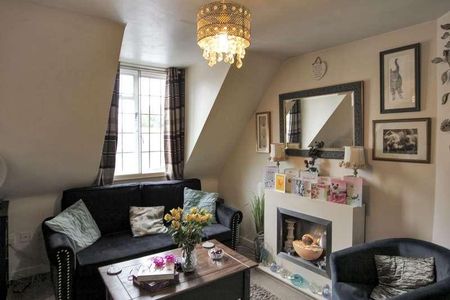 High Street, New Romney, TN28 - Photo 3