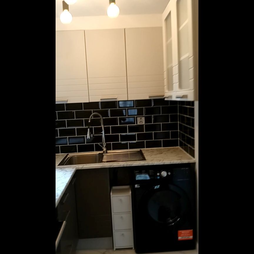 Studio Flat, Thornton Heath, CR7 - Photo 1