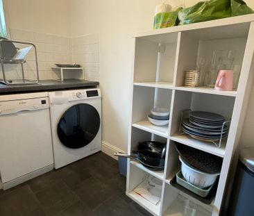 East Ferry Road - Photo 6